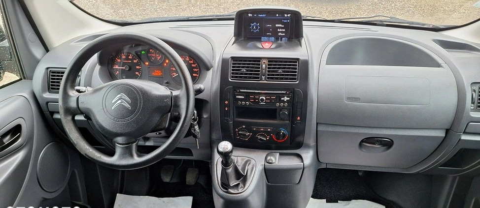 Citroen Jumpy Combi cena 46900 przebieg: 193000, rok produkcji 2015 z Osieczna małe 121